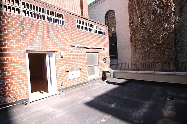 Rented by Guidance Realty Corp. | media 10