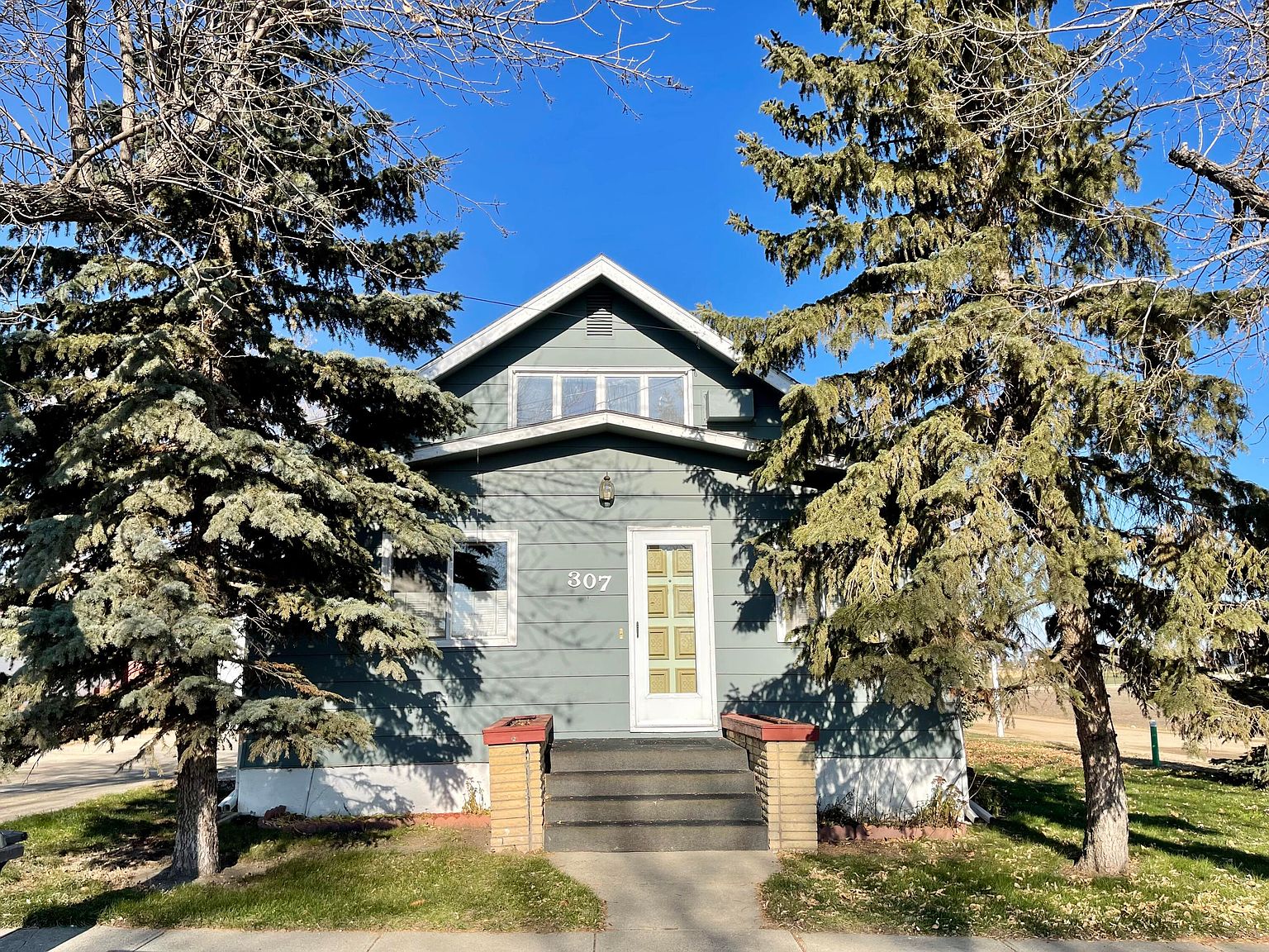 307 NE Seward Ave, Roscoe, SD 57471 Zillow