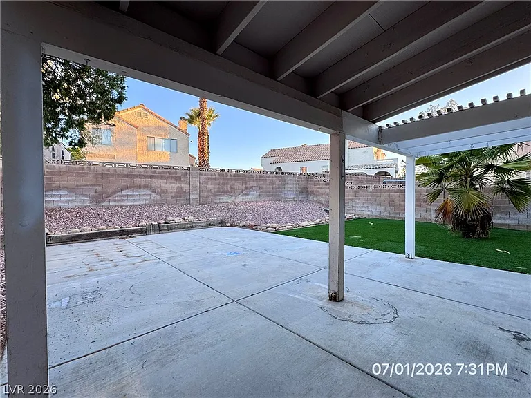 8405 Shady Shores Cir — Photo 32