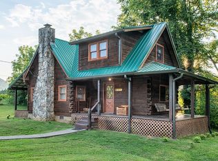 209 Old Bridge Rd, Townsend, TN 37882