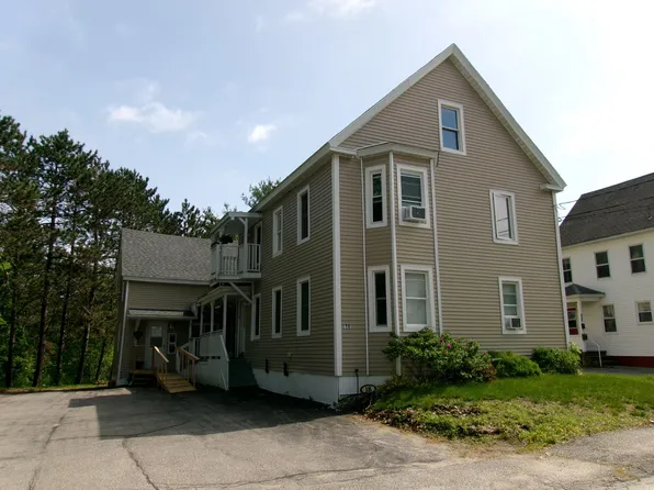 18 Pettingill Street, Lewiston, ME 04240