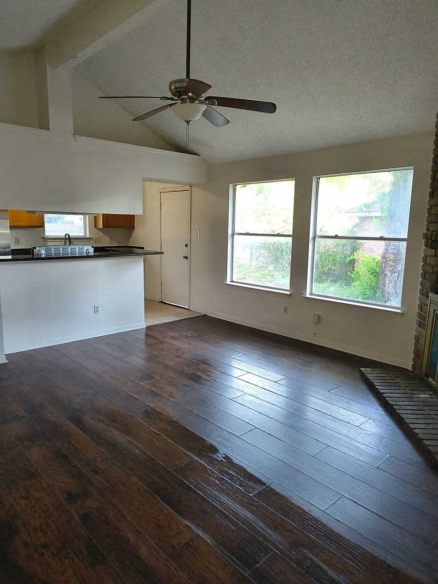 Building Photo - 6414 Candleglade Dr