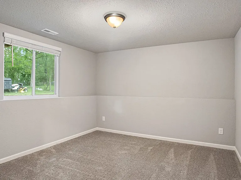 5485 E Karen Ct — Photo 11