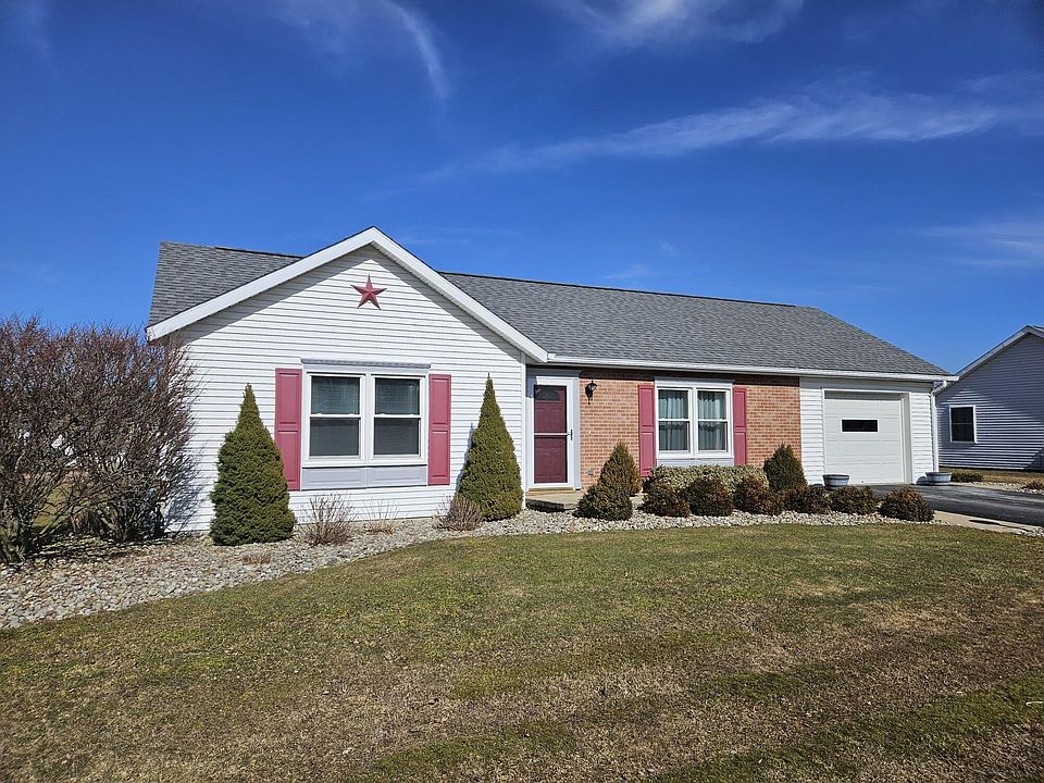 1st image of 30 Brook Ln
