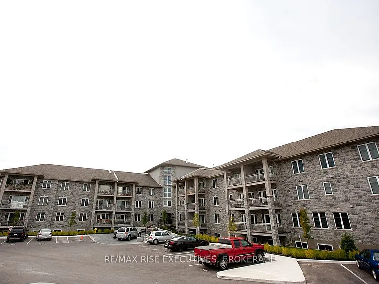 810 Blackburn Mews #314 — Photo 16