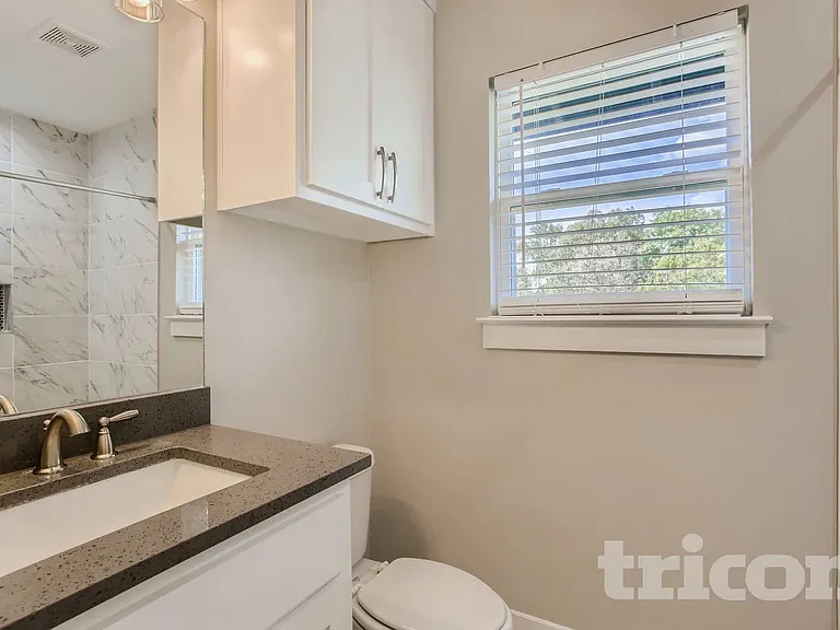 1723 Shaw St — Photo 14