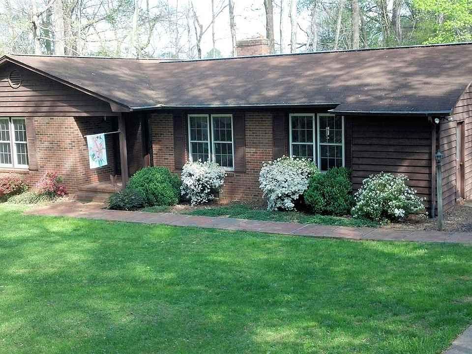 1st image of 2126 Stonebrook Dr