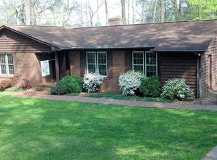 2126 Stonebrook Dr, Mebane, NC 27302