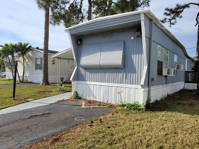 1st image of 5921 Apache Dr #115