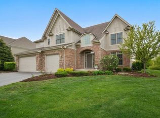 39W573 Sheldon Ln, Geneva, IL 60134