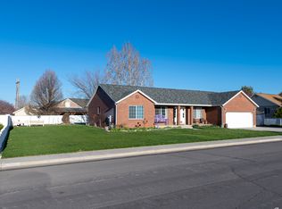 1424 N 950 E, Mapleton, UT 84664 | MLS #1971641 | Zillow