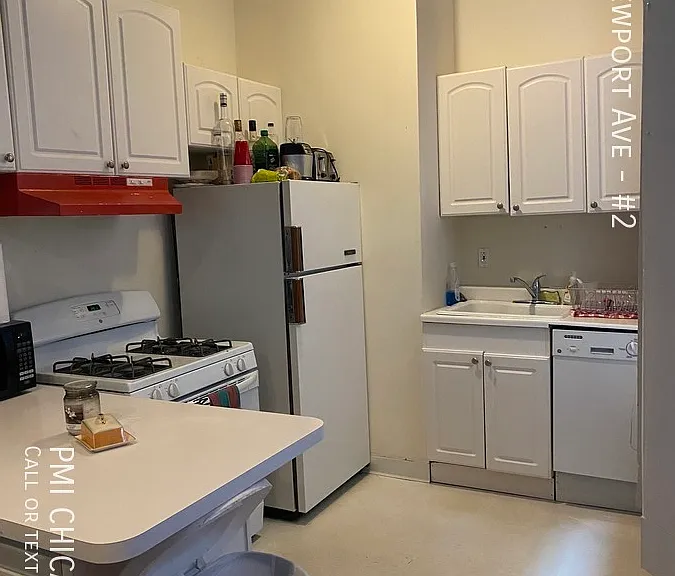 830 W Newport Ave #2 — Photo 10