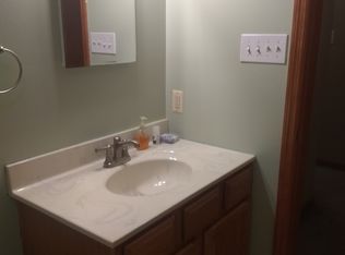 6 Benoit St, Worcester, MA 01604