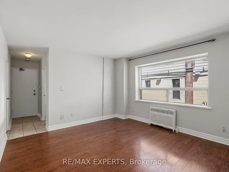 3261A Lakeshore Rd W #101 — Photo 41