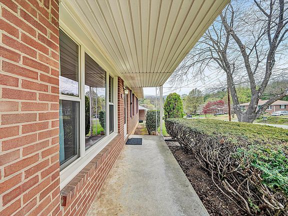 4th image of 5240 Grandin Road Ext