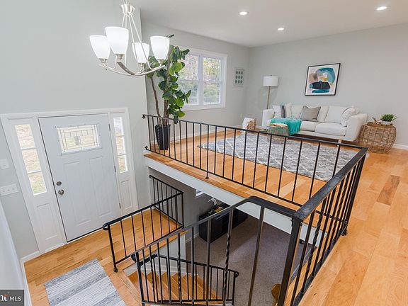4th image of 1401 Dalewood Dr