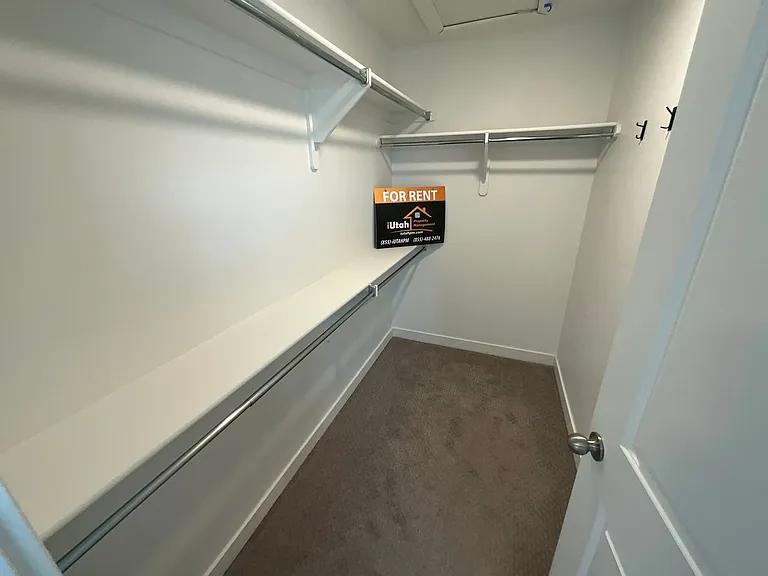 3104 N 1625 E — Photo 29