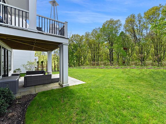 5th image of 3A Honeysuckle Ln
