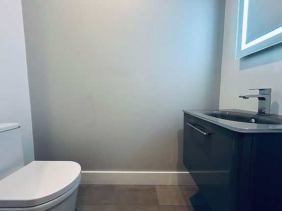 5th image of 27 N 2nd St #301