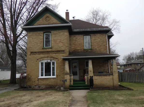 207 S Lincoln St, Shawano, WI 54166