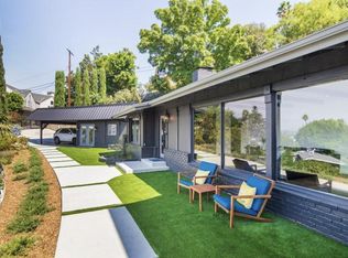 3656 Sunswept Dr, Studio City, CA 91604