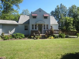 61 Geoppert Rd, Peninsula, OH 44264