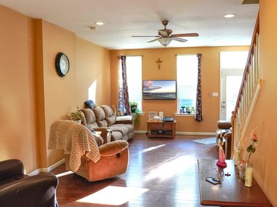 233 E Oak St, Norristown, PA, 19401