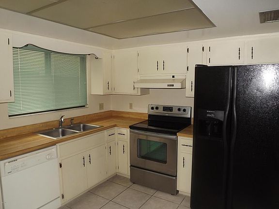 2nd image of 145 Seawind Dr #22