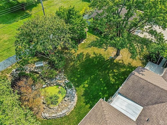 4th image of 5620 Hugh Dr