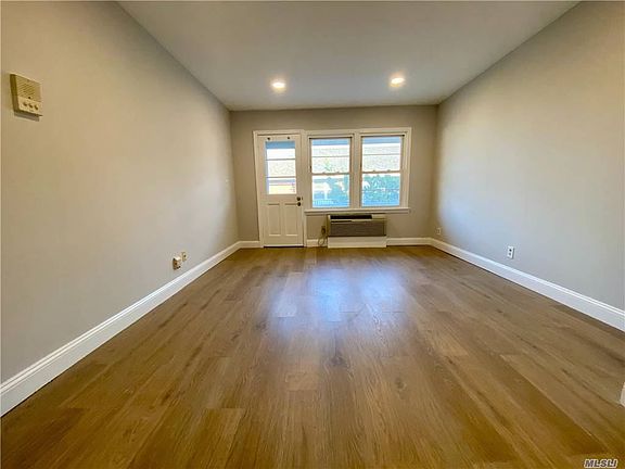 3rd image of 235 W Park Ave #C3
