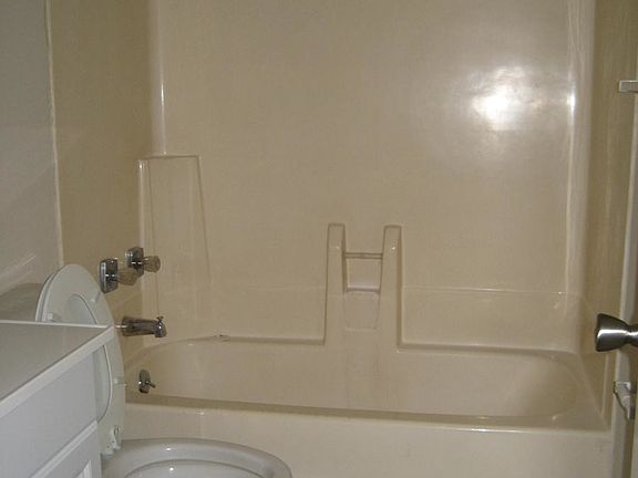 5th image of 2508 Hilltop Cir APT 3
