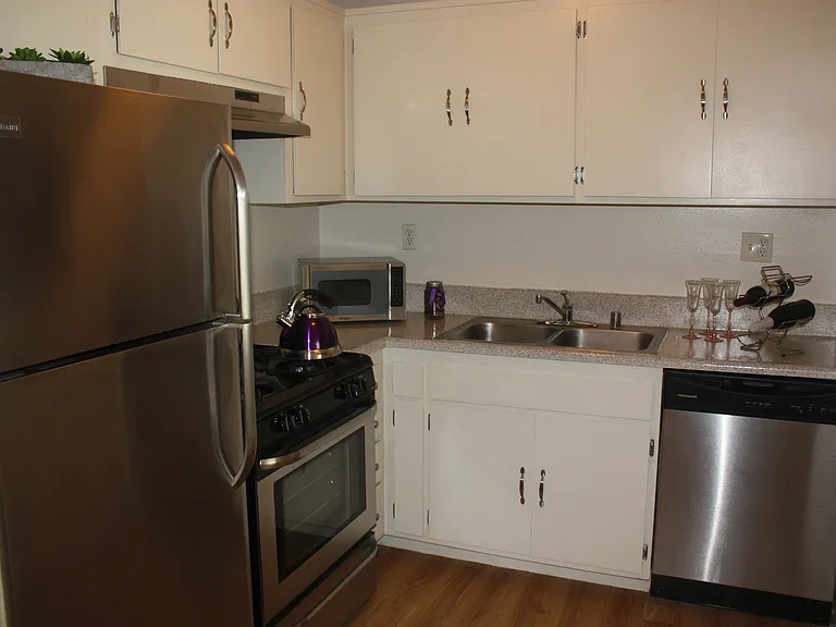 Woodcreek — Photo 9