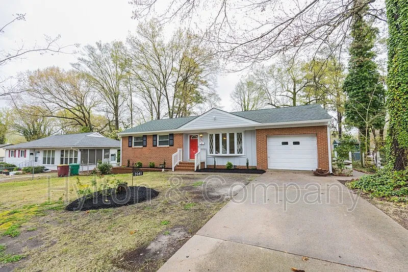 3 bed, 2.0 bath, 1620 sqft, $1,575 — Photo 2