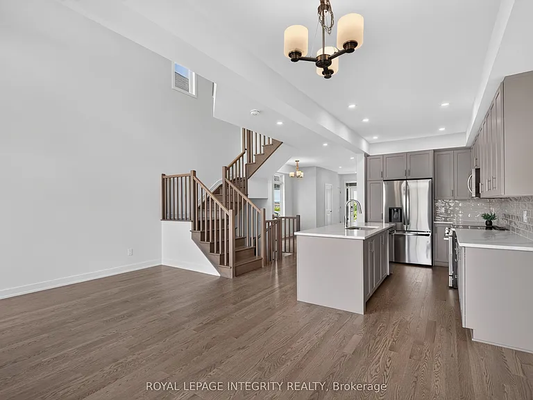 1132 Spoor St — Photo 16