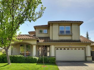 1502 Cape Cod St, Davis, CA 95616