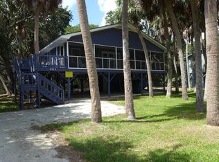 704 Portia St, Edisto Island, SC 29438