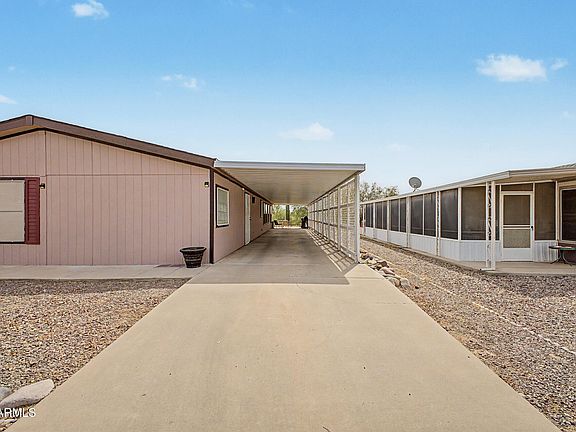3rd image of 3809 N COLORADO Avenue