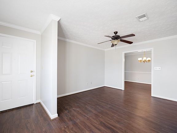 5th image of 3305 Cater Ct