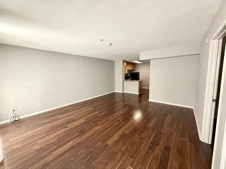 1435 India St #200 — Photo 2