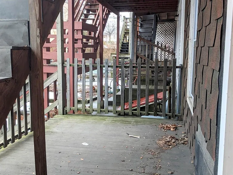 8 Evergreen Sq #3 — Photo 7