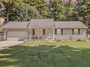 2656 E Forest Cir, Warsaw, IN 46582