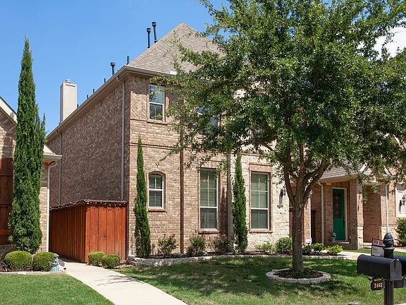 3rd image of 2465 Sunderland Ln