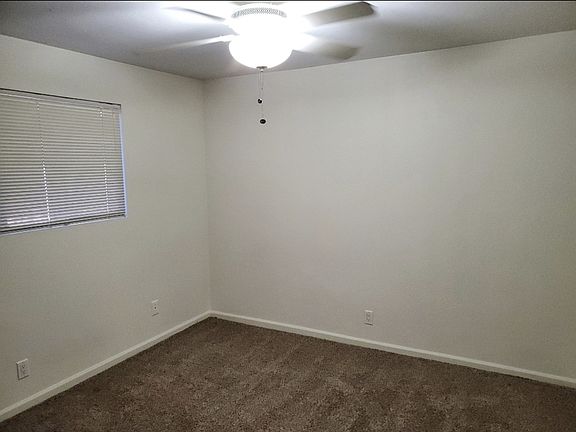 4th image of 403 S Westfall Ave APT 4