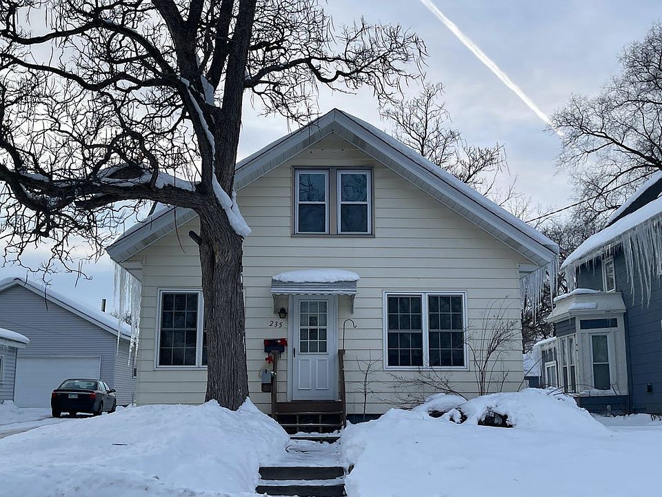 1st image of 235 4th Ave N