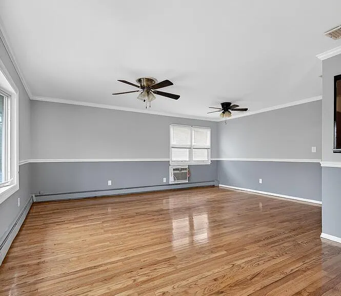 9 Bay Beach Ave — Photo 8
