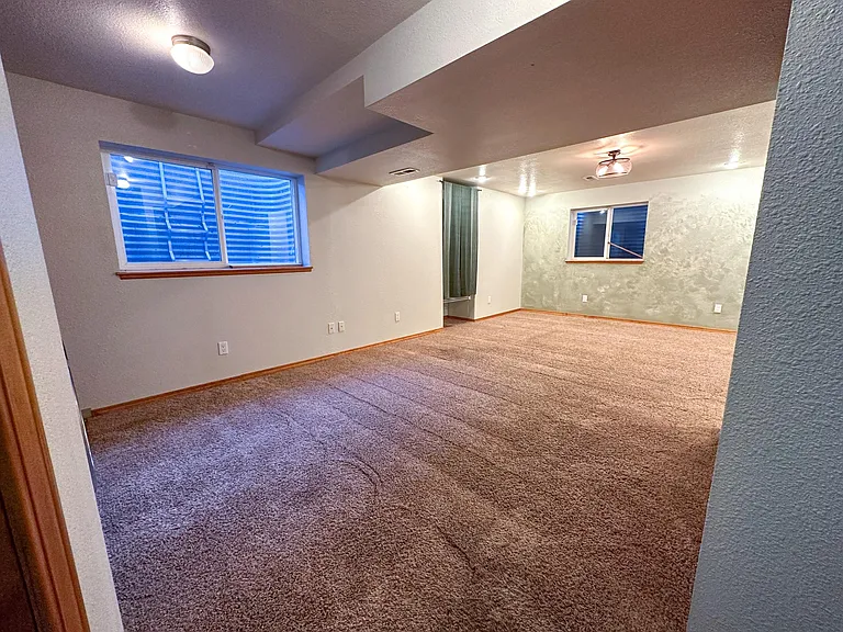 7215 Brentford Dr — Photo 23