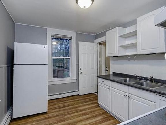kitchen entering from living room