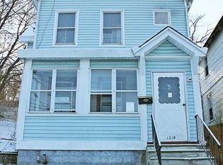 1219 Lincoln Ter, Peekskill, NY 10566