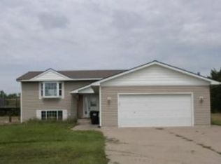 161 197th Ln NW, Oak Grove, MN 55011