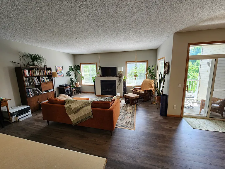 3694 Abercrombie Ln — Photo 12